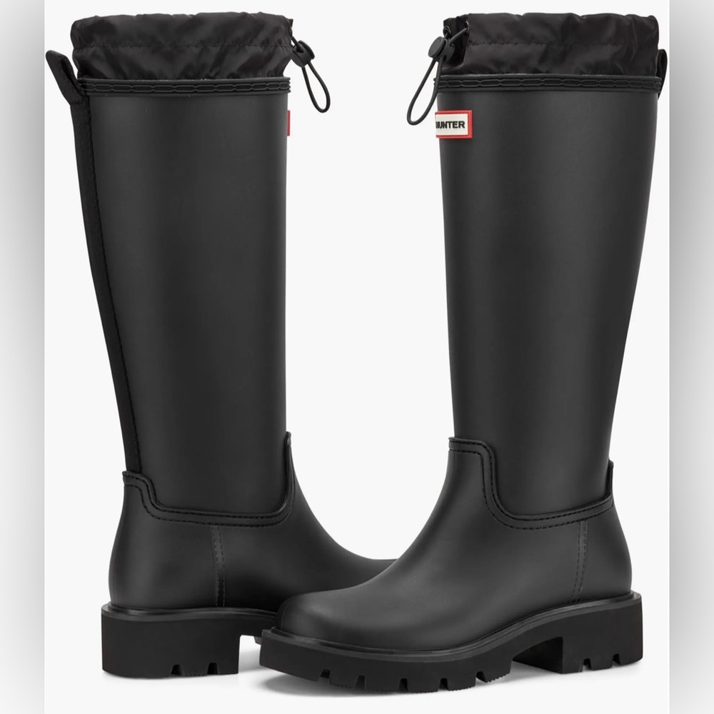 Hunter Carson Lug Sole RainBoots (Women). Size 7